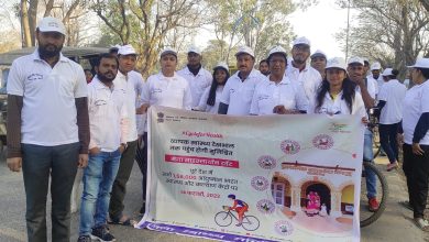 स्वास्थ्य मेला,जन जागरूकता को लेकर निकाली गई साईकिल रैली