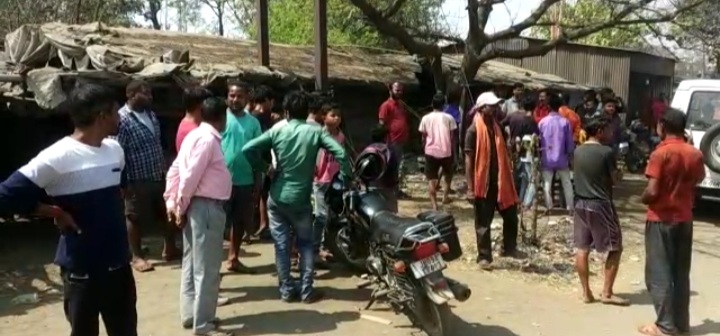 अज्ञात शव की पहचान में जुटी पुलिस, हत्या के कारणो का कर रही है जांच पड़ताल