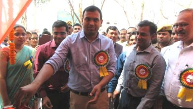 जिलाधिकारी ने जनपद स्तरीय अभिनव पर्व पर नवाचार एंव टी0एल0एम0 मेला तथा कला उत्सव का किया शुभारम्भ