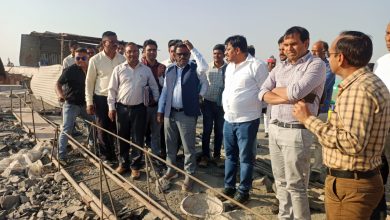 मण्डलायुक्त ने कनहर सिंचाई परियोजना के अधिकारियों व कार्यदायी संस्था के पदाधिकारियों के साथ की बैठक, दिए आवश्यक दिशा निर्देश