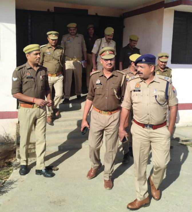 अपर पुलिस अधीक्षक (मुख्यालय) द्वारा थाना हाथीनाला का किया गया अर्द्धवार्षिक निरीक्षण