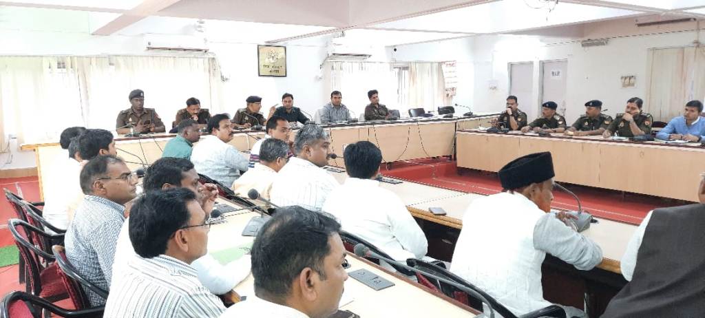 होली पर्व को शांतिपूर्ण एवं सौहार्द पूर्ण तरीके से मनाये-जिलाधिकारी