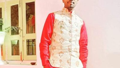 बैरगनिया पिस्टल लहराते का वीडियो हुआ वायरल ख़बर झूठी पिस्टन नहीं लाइटर बंदूक आरएसपी छात्र नेता ओम कुमार