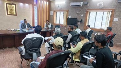 03 सारण स्नातक/शिक्षक निर्वाचन 2023 के मद्देनजर जिले के मान्यता प्राप्त राजनैतिक दलों के जिलाध्यक्षों के साथ समीक्षात्मक बैठक सम्पन्न
