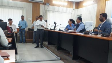 जिलाधिकारी द्वारा की गयी पीएमईजीपी एवं पीएमएफएमई योजना अंतर्गत कार्य प्रगति की समीक्षा