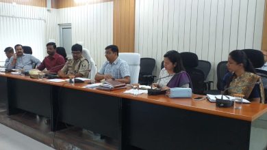 पर्व-त्यौहारों को शांतिपूर्ण एवं सौहार्दपूर्ण वातावरण में कराएं सम्पन्न : जिलाधिकारी