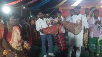 लेवाटांड जाहेर गढ़ समिति की ओर से बाहा बोंगा सह सरहुल महोत्सव का हुआ आयोजन