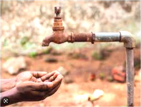 पानी की बढ़ती कमी के बीच जलवायु और विकास के लक्ष्य हासिल करना मुश्किल पानी की बढ़ती कमी के बीच जलवायु और विकास के लक्ष्य हासिल करना मुश्किल