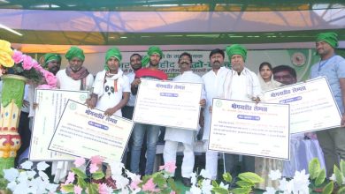 कई विकास योजनाओं की सौगात-मुख्यमंत्री ने 206 लाभुकों के बीच बांटी लगभग 391 लाख रुपए की परिसंपत्ति