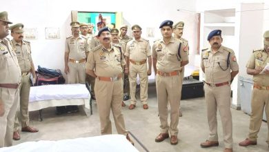 पुलिस उपमहानिरीक्षक विंध्याचल द्वारा पुलिस कार्यालय व पुलिस लाइन का किया निरीक्षण/मुआयना