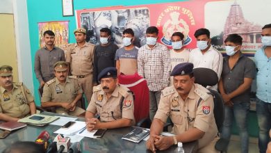 पासरों पर बड़ी कार्यवाही-अपराध शाखा को मिली बड़ी सफलता, खनन सम्बन्धित मुकदमो में वांछित चल रहे 7 नफर पासर को किया गया गिरफ्तार।