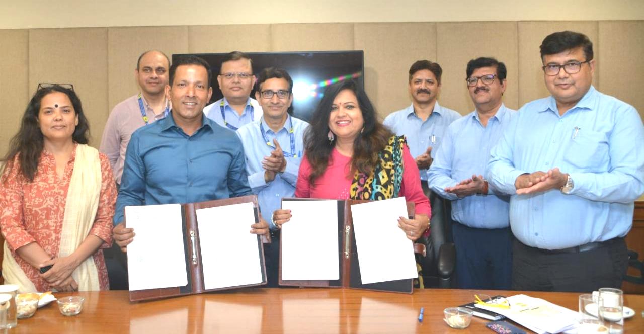 बिहार सरकार और एयरपोर्ट अथॉरिटी ऑफ इंडिया के बीच दरभंगा और पूर्णिया हवाई अड्डे के निर्माण के लिए एमओयू हुए साइन।