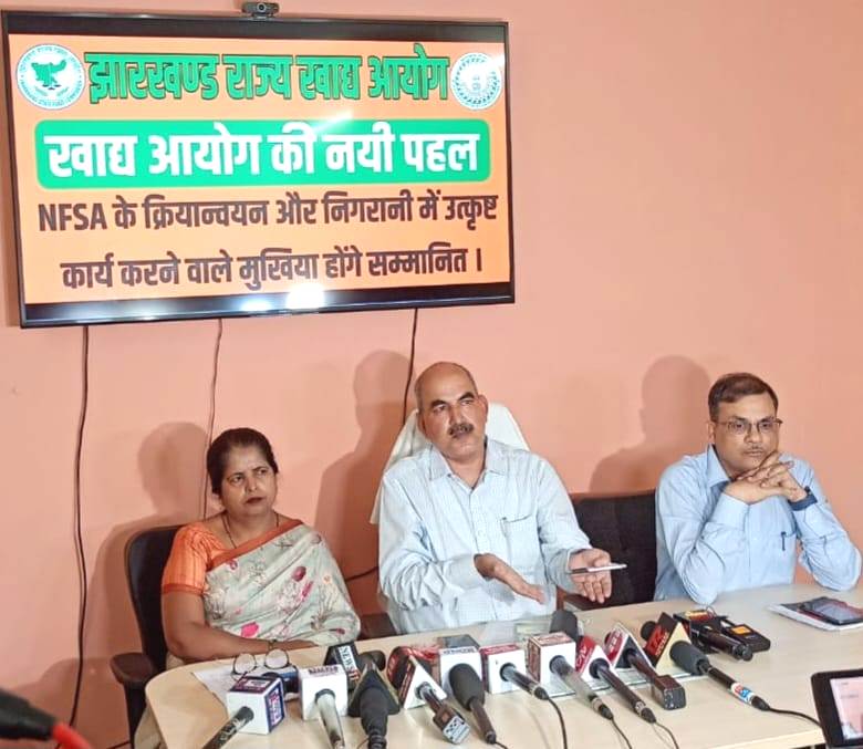 उत्कृष्ट कार्य करने वाले मुखिया होंगे सम्मानित: हिमांशु शेखर