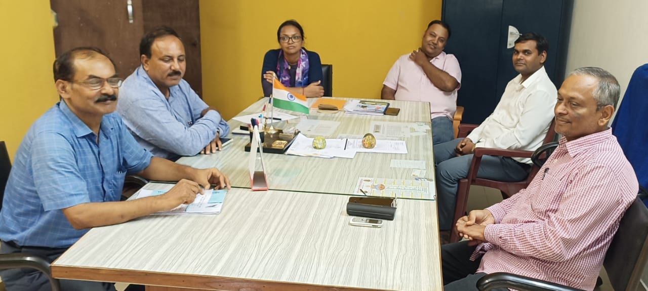 विश्वविद्यालय एडवांस्ड रिसर्च सेन्टर स्थित ऑडियो- वीडियो लैब में व्याख्यान रिकॉर्ड कराने से संबंधित बैठक आयोजित