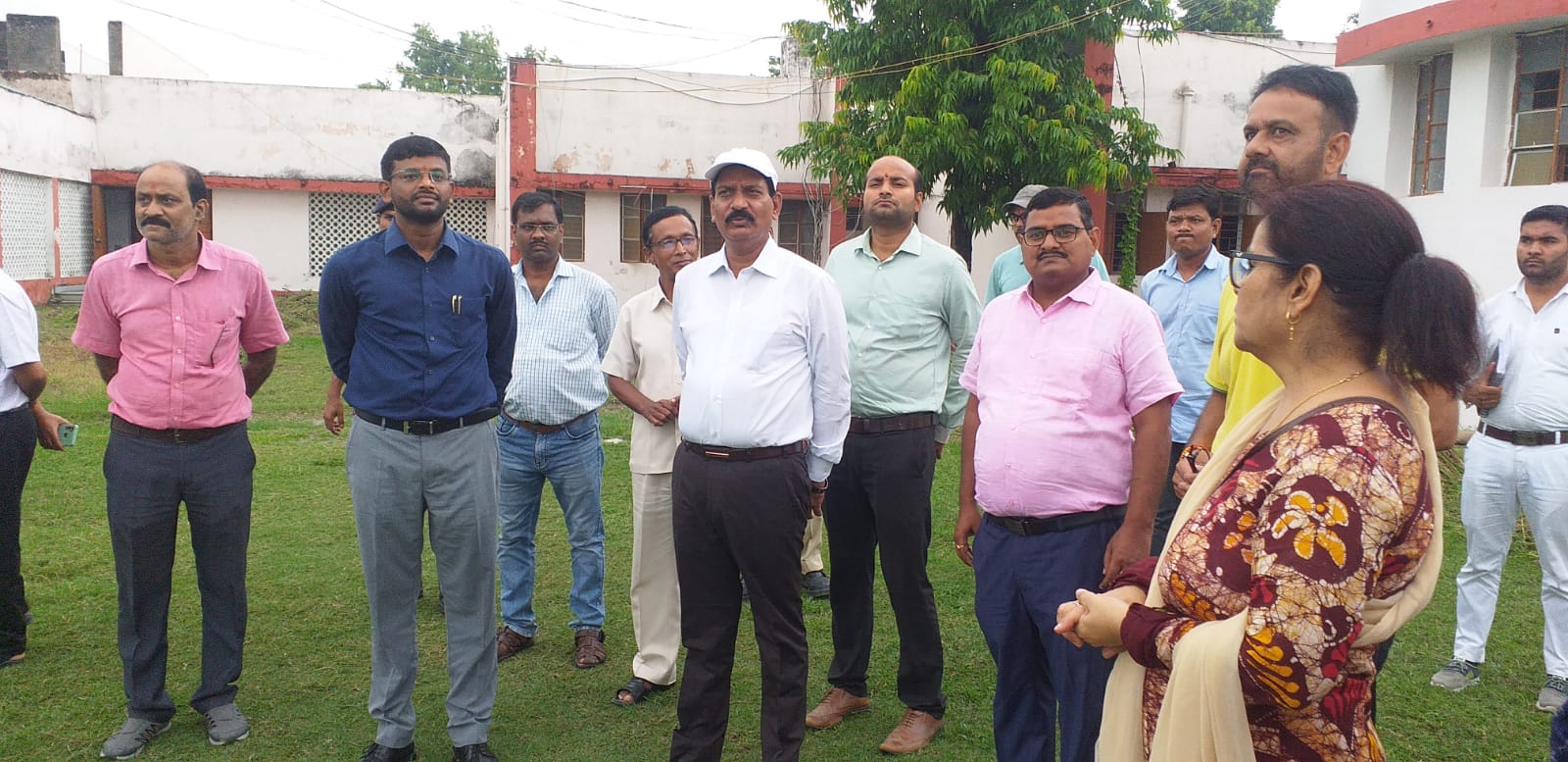 जवाहर नवोदय विद्यालय का शिक्षा के क्षेत्र में महत्वपूर्ण स्थान : जिलाधिकारी
