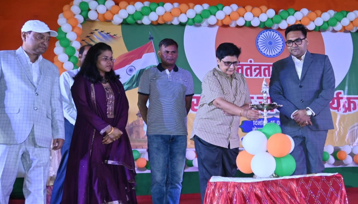 सांस्कृतिक संध्या में झूमे दर्शक,देश भक्तिमय हुआ माहौल