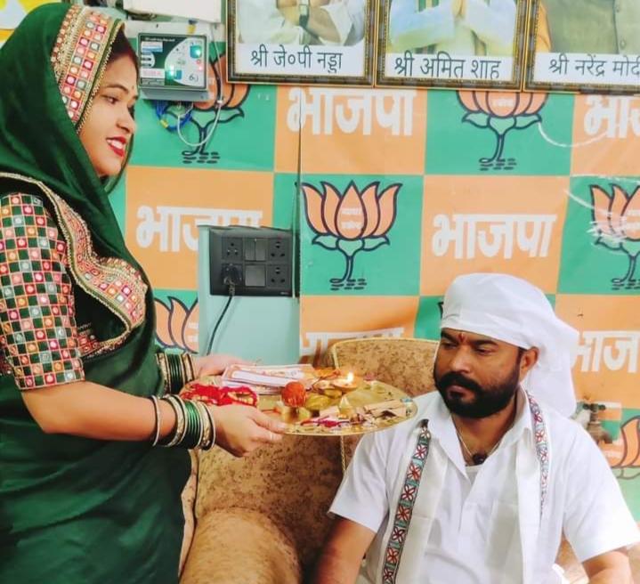 धूमधाम से मनाया गया रक्षाबंधन का पर्व