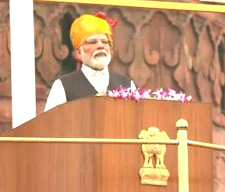 प्रधानमंत्री नरेन्द्र मोदी के लाल किले की प्राचीर से संबोधन का मूल पाठ
