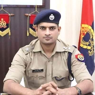 बर्षों से अनुपस्थित/गैरहाजिर चल रहे आरक्षी अरविन्द सिंह हुए बर्खास्त पुलिस अधीक्षक
