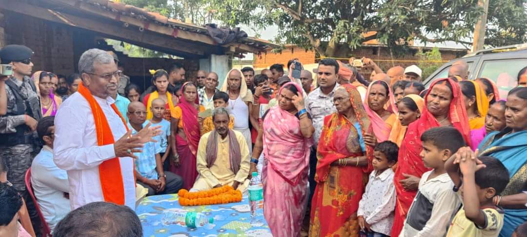 डुमरी की जनता ने परिवर्तन का मन बना लिया है : बाबूलाल