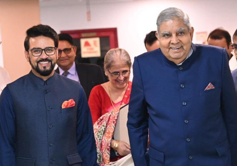 सच बताना मीडिया का नैतिक कर्तव्य, मीडिया को राजनीति का हिस्सा नहीं होना चाहिए-उपराष्ट्रपति श्री धनखड़