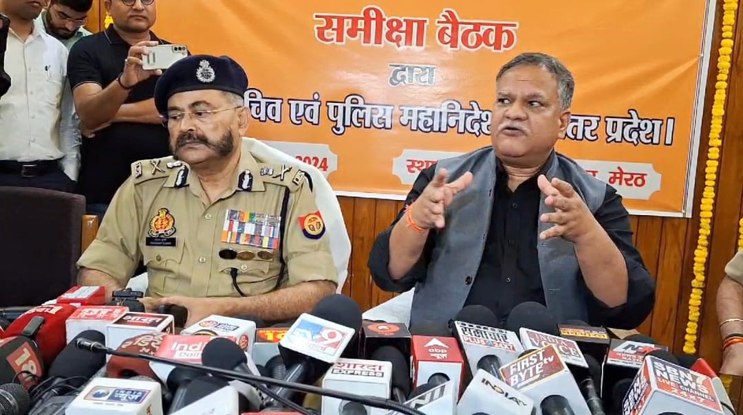 सीएम योगी के निर्देश के बाद मुख्य सचिव और डीजीपी ने कांवड़ यात्रा को लेकर की हाईलेवल मीटिंग