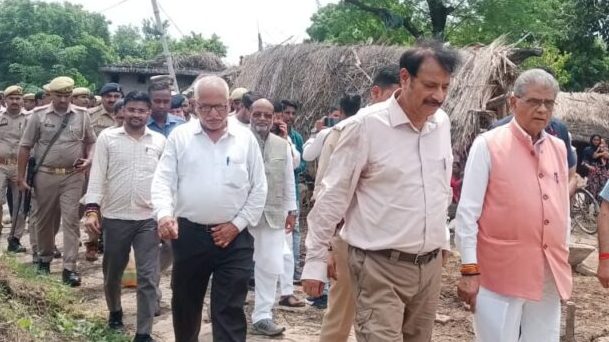 ऑपरेशन भेड़िया पर सीएम की नजर, बहराइच पहुंच पीड़ितों से मिले वन मंत्री