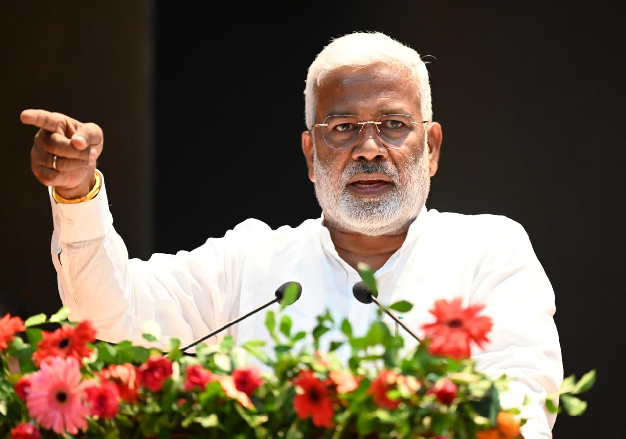 अभियंता किसी भी देश के विकास की रीढ़ होते हैं-जलशक्ति मंत्री स्वतंत्र देव सिंह
