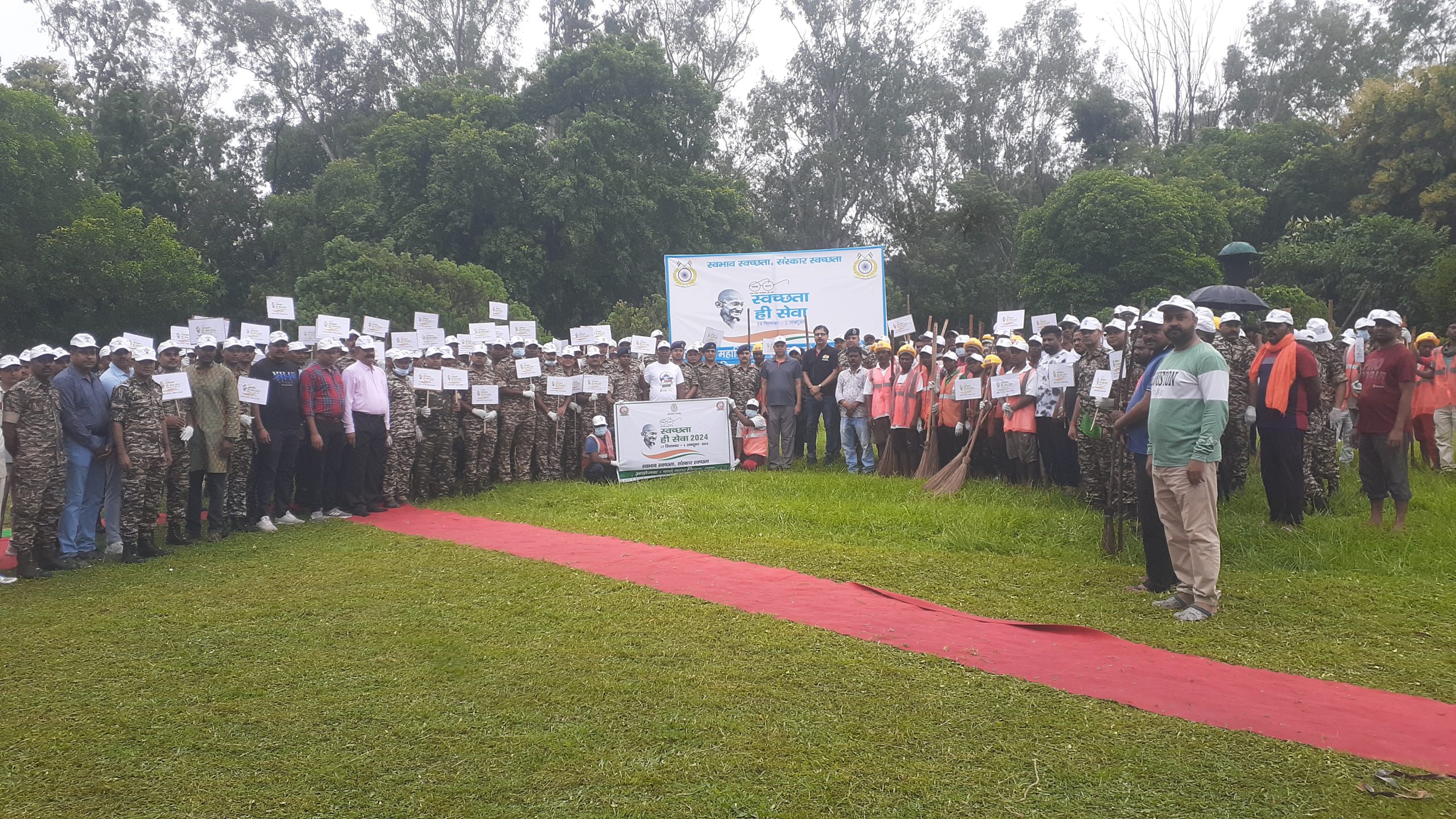 केन्द्रीय रिजर्व पुलिस बल नक्सल विरोधी अभियान के साथ स्वच्छता एवं स्वस्थ जीवन शैली के प्रति आम जनमानस को प्रेरित करने के लिए प्रतिबद्ध है : राजीव रंजन