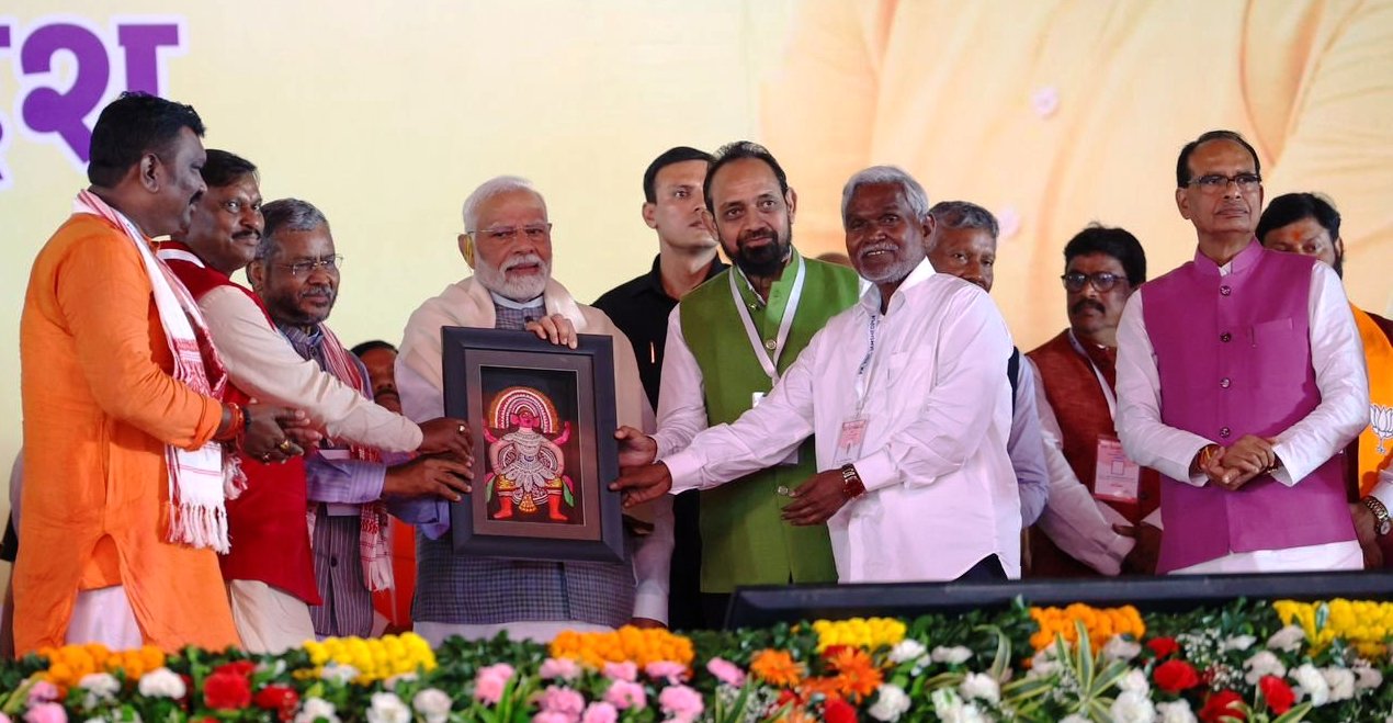 झारखण्ड-8,000 लाभार्थियों को 32 करोड़ की पहली किश्त का डिजिटल ट्रान्सफर सीधा लाभार्थियों के बैंक खाते में