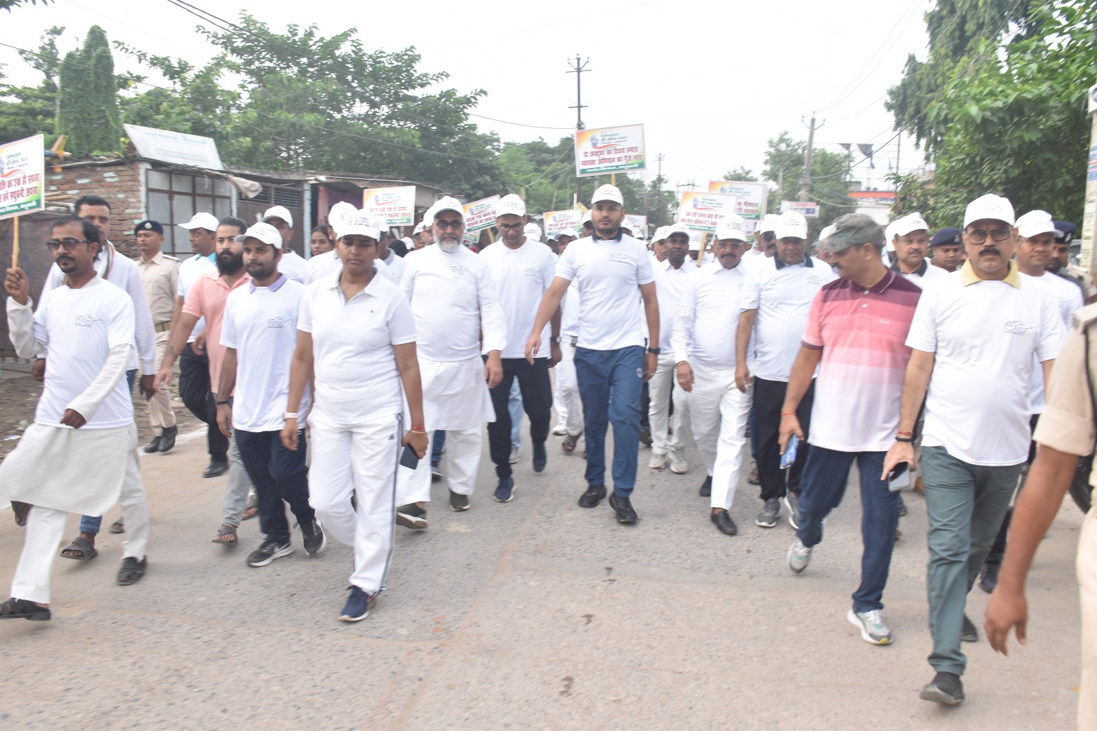 मधुबनी जिले मे 17सितम्बर से 2अक्टूबर तक स्वछता ही सेवा मनाया जा रहा, अभियान के प्रति लोगो को जागरूक करने के उद्देश्य से