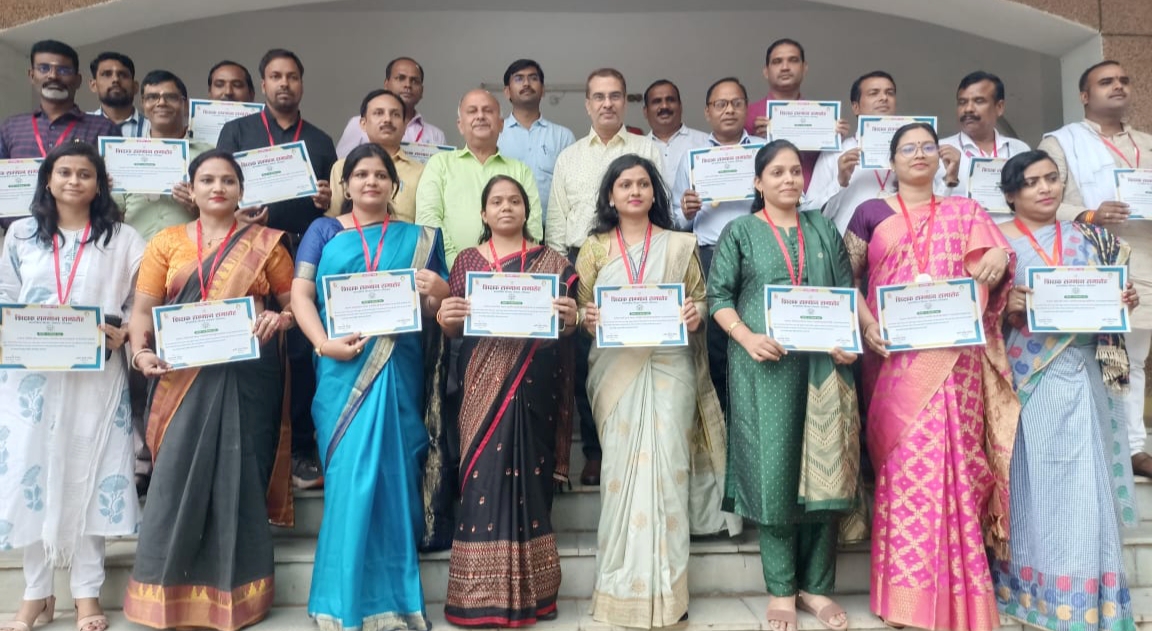 शिक्षक दिवस-सराहनीय कार्य करने वाले शिक्षकगणों को सम्मान