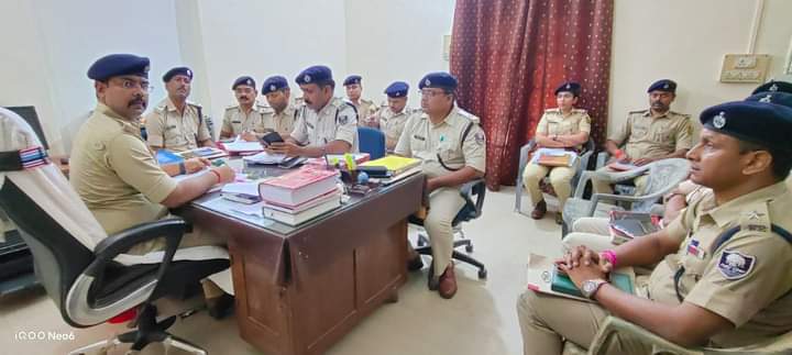 बेतिया सदर 1 अनुमंडल में मासिक अपराध गोष्टी का आयोजन