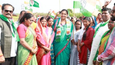 इंडीया गठबन्धन प्रत्याशी श्वेता सिंह ने मेरा बोकारो मेरा अभिमान के नारे के साथ विस्थापित क्षेत्रों का किया दौरा