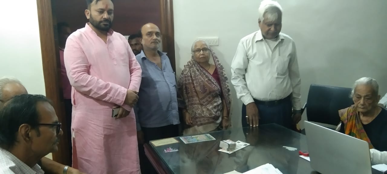 प्रधानमंत्री जन आरोग्य योजना के तहत 70 साल से अधिक के सभी को ‘आयुष्मान वय वंदना कार्ड’:गरिमा