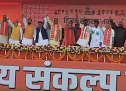 यूपी में अब ना घुसपैठिए है ना लव जिहाद और ना है दंगा सब है चंगा : योगी आदित्यनाथ 