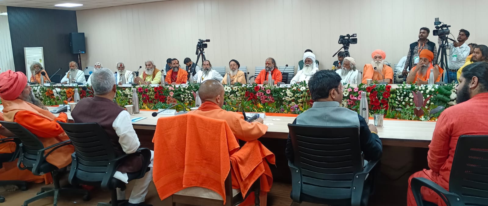 संतगणों की भावनाओं का पूरा सम्मान, हर आशा-अपेक्षा और आवश्यकता को पूरा करने का है प्रयास: मुख्यमंत्री