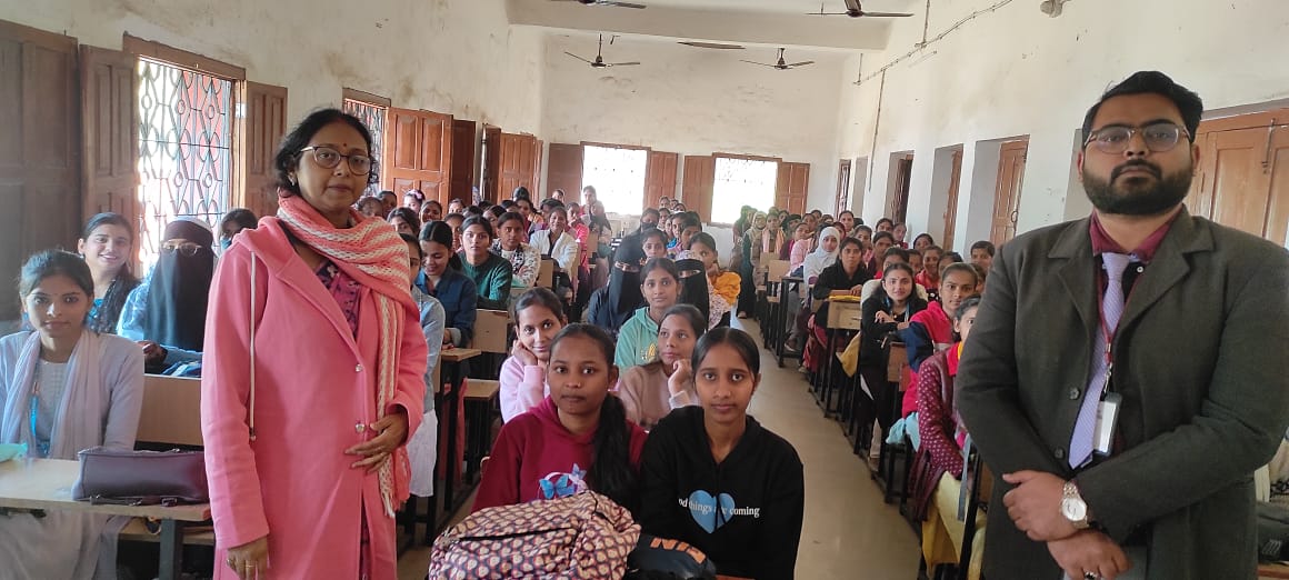 कैरियर सक्सेस और गाइडेंस” विषय पर सेमिनार का आयोजन