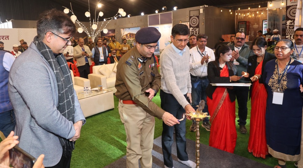 महाकुंभ मेला, प्रयागराज में केंद्र शासित प्रदेश दादरा और नगर हवेली एवं दमन और दीव और लक्षद्वीप के यूटी पैवेलियन का भव्य उद्घाटन महाकुंभ मेला, प्रयागराज में केंद्र शासित प्रदेश दादरा और नगर हवेली एवं दमन और दीव और लक्षद्वीप के यूटी पैवेलियन का भव्य उद्घाटन