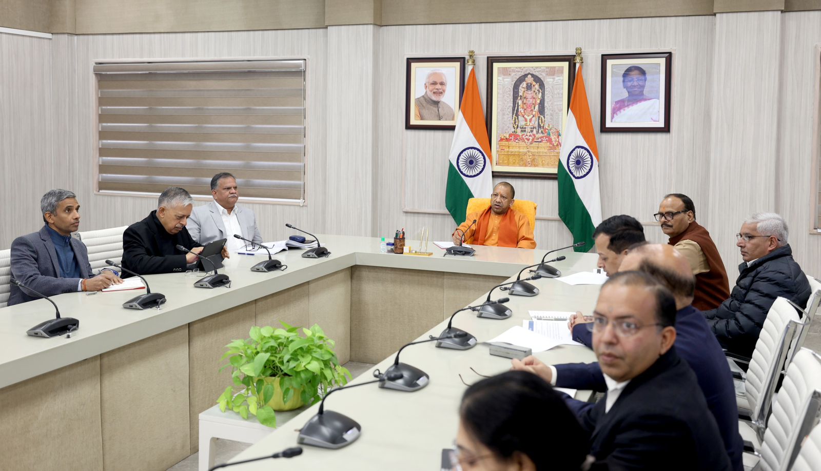 मुख्यमंत्री का निर्देश, जांच हो या दवाओं की उपलब्धता, सब कुछ हो चाक-चौबंद