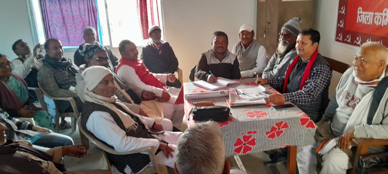 जन संघर्षों के बदौलत नीतीश कुमार सत्ता से दूर होंगे – ललन चौधरी जन संघर्षों के बदौलत नीतीश कुमार सत्ता से दूर होंगे – ललन चौधरी