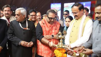 महाकुंभ-गंगा पंडाल में “संस्कृति का संगम” शंकर महादेवन ने “चलो कुंभ चले” गीत से किया मंत्रमुग्ध