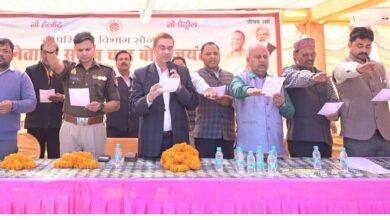 सड़क सुरक्षा के लिए यातायाता नियमों के पालन को दिलायी गयी शपथ