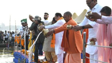 भाजपा के राष्ट्रीय अध्यक्ष जेपी नड्डा ने संगम में लगाई पावन डुबकी