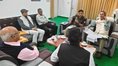 उच्च न्यायालय द्वारा पारित आदेश के अनुपालन में सतर्कता समिति की बैठक