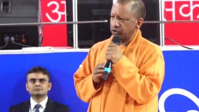प्रयागराज में दुनिया के 73 देशों के राजनयिकों से मुख्यमंत्री योगी आदित्यनाथ ने किया संवाद