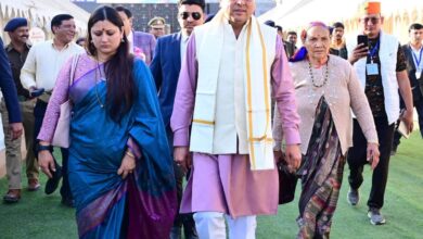 प्रयागराज पहुंचे उत्तराखंड के सीएम पुष्कर सिंह धामी, कहा – यह आस्था का महासंगम