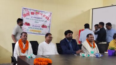 गोमिया प्रखंड कार्यालय में सेवानिवृत्ति के बाद विदाई सह सम्मान समारोह आयोजित