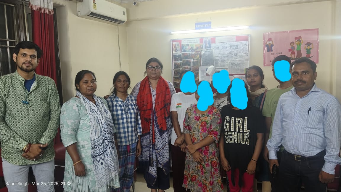 मानव तस्करी के शिकार झारखंड के 25 नाबालिग बच्चे कराए गए मुक्त मानव तस्करी के शिकार झारखंड के 25 नाबालिग बच्चे कराए गए मुक्त