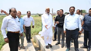 जलशक्ति मंत्री स्वतंत्र देव सिंह ने किया लखनपुर स्थित राजकीय नलकूप का औचक निरीक्षण